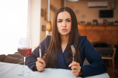 Mengenal Hangry, Rasa Lapar yang Menyebabkan Anda Mudah Marah